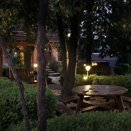 Anita Guest House & Relax Perushtitsa Екстер'єр фото