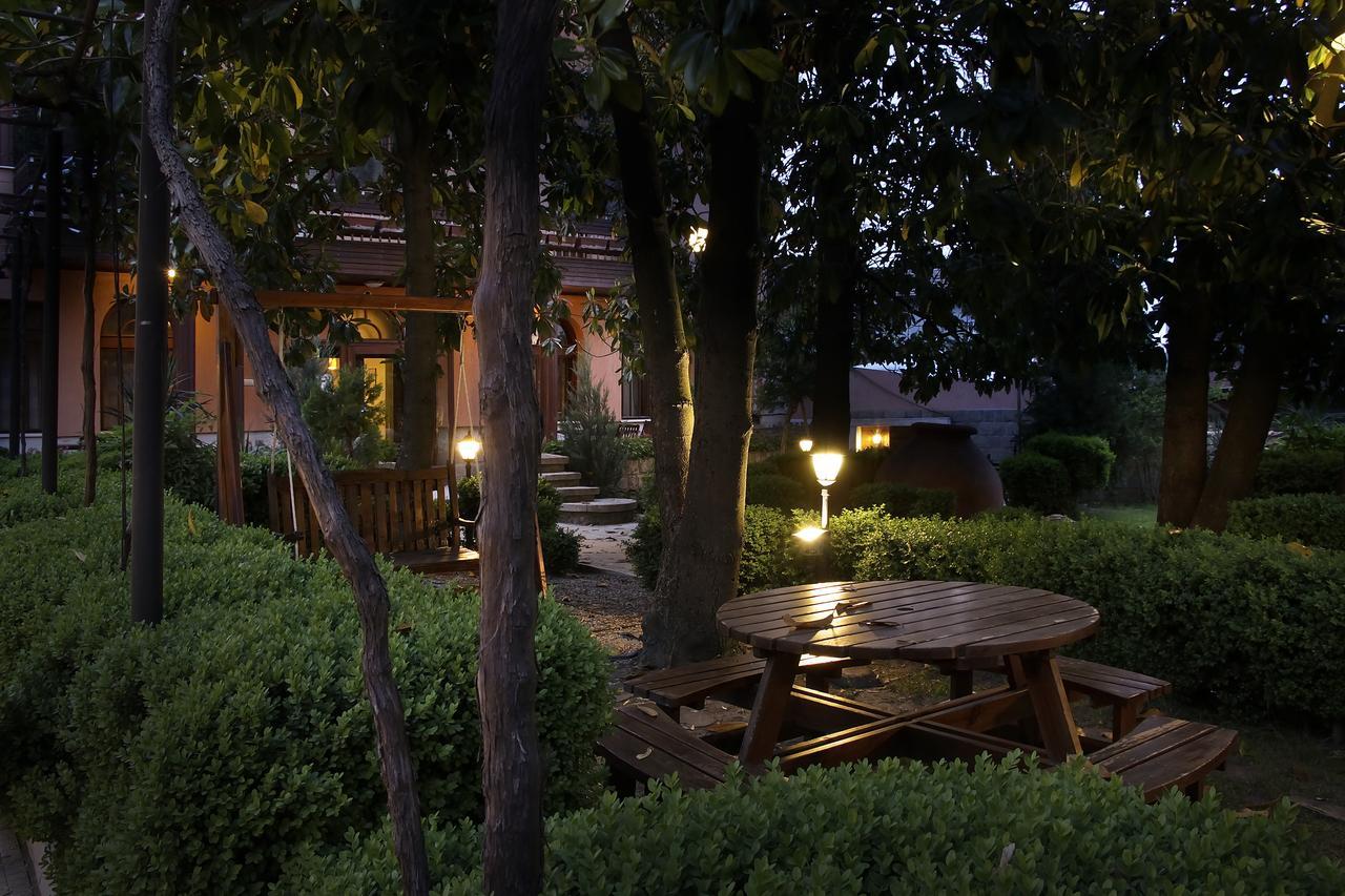 Anita Guest House & Relax Perushtitsa Екстер'єр фото